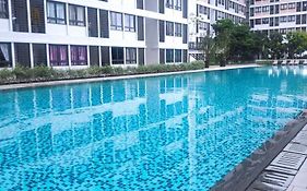 Happy Family Horizon Suite - Near Xiamen-Klia Netflix
